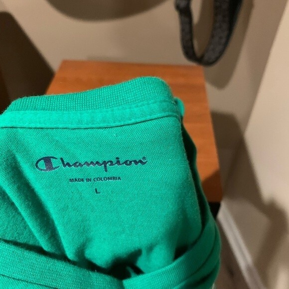 Champion 2016 ACC women’s basketball tournament. Greensboro NC. Size large green - Picture 5 of 6